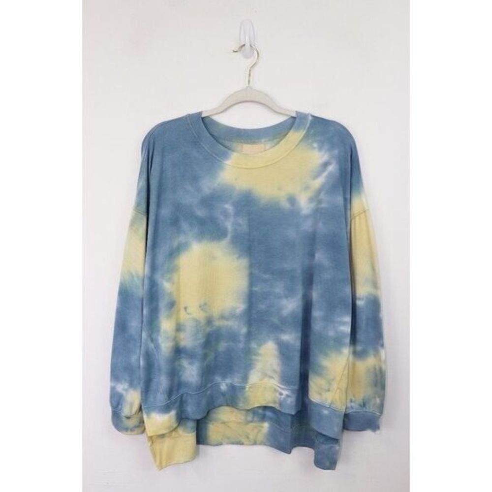 Found Sweatshirt L Blue Yellow Women's Crewneck Pullover Moon Tie Dye Cozy EUC